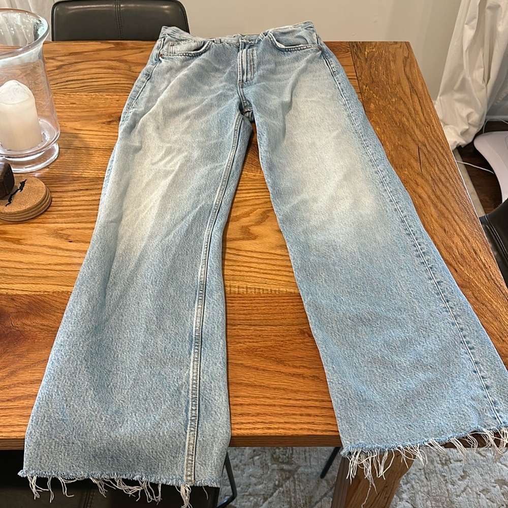 Zara size 10 wide leg raw hem denim
